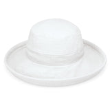 Casual Traveler-White Canvas